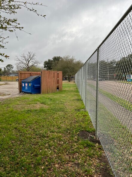 More Photos Of 9009 Boone Rd, Houston Assisted Living For Lease