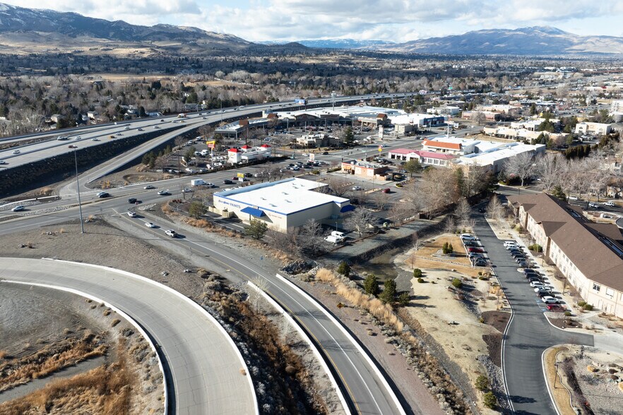 More Photos Of 80 E Patriot Blvd, Reno Freestanding For Lease