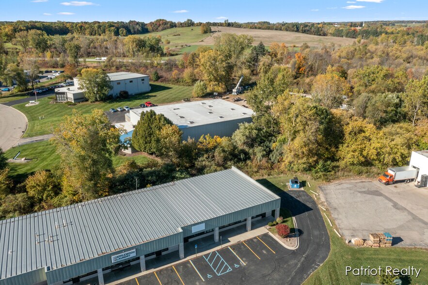 More Photos Of 75 Applewood Dr, Sparta General Retail For Sale