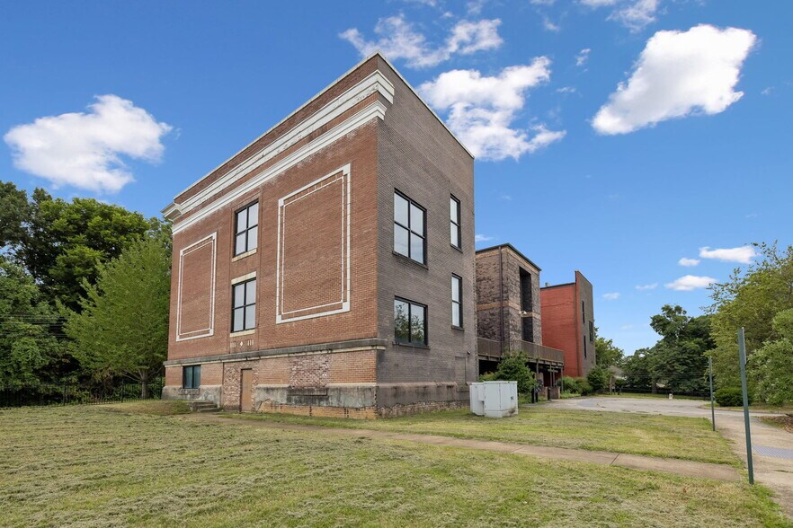 More Photos Of 217 E Deadrick St, Jackson Apartments For Sale