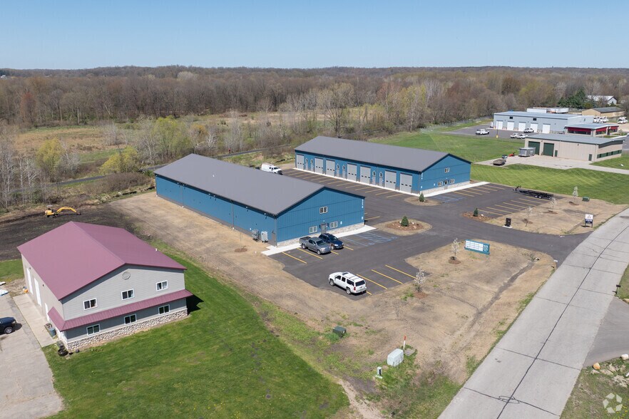 More Photos Of 925 O E Bieri Ind Dr, Lowell Industrial For Lease