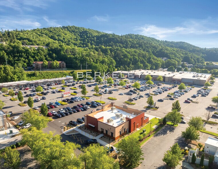 More Photos Of 187 Watauga Village Dr, Boone Restaurant For Sale