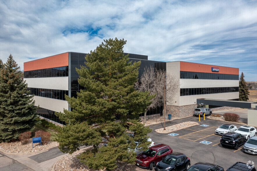 More Photos Of 6901 S Pierce St, Littleton Office For Lease