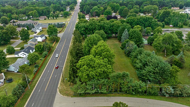 More Photos Of 5617 Portage St NW, North Canton Sports And Entertainment For Sale
