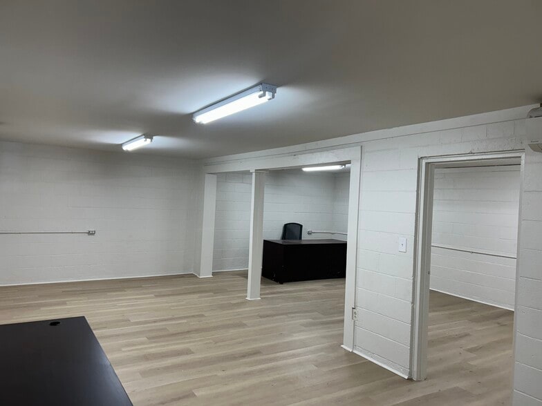 More Photos Of 3439 Myer Lee Dr, Winston-Salem Freestanding For Lease