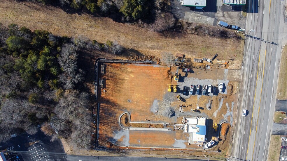 More Photos Of 5026 Bobby Hicks Hwy, Johnson City Land For Lease