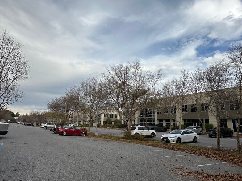 More Photos Of 1292 Kifer Rd, Sunnyvale Research And Development For Lease