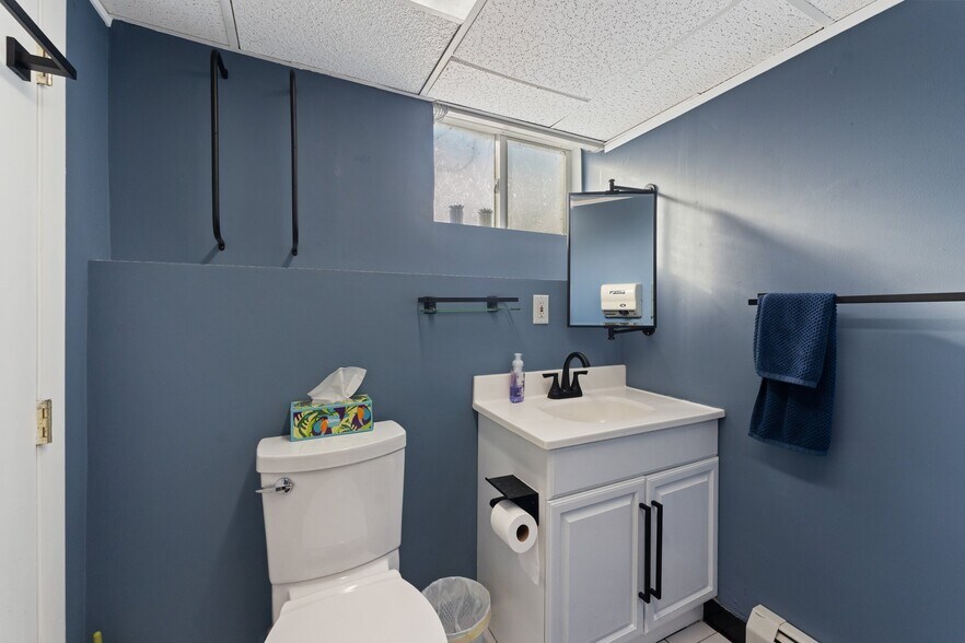 More Photos Of 4372 Post Rd, East Greenwich Office Residential For Sale
