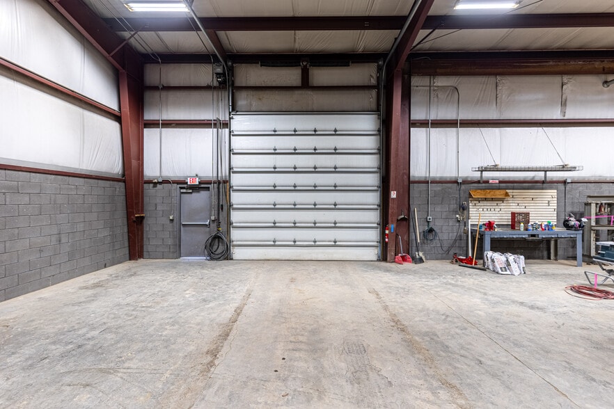 More Photos Of 167 Linnwood rd, Eighty Four Industrial For Sale