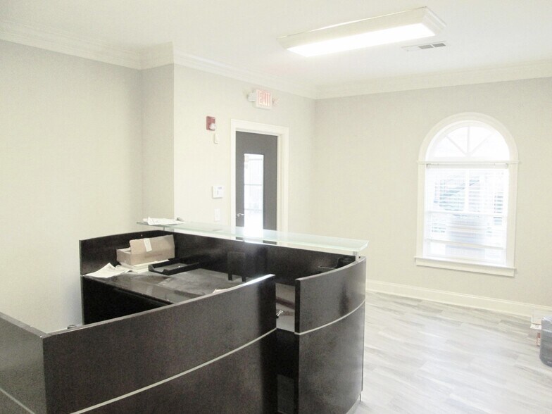 More Photos Of 5400 Laurel Springs Pky, Suwanee Office For Sale