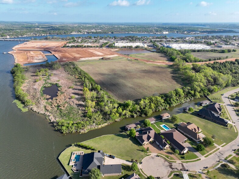 More Photos Of E Hwy 377 & Waters Edge Dr, Granbury Land For Sale