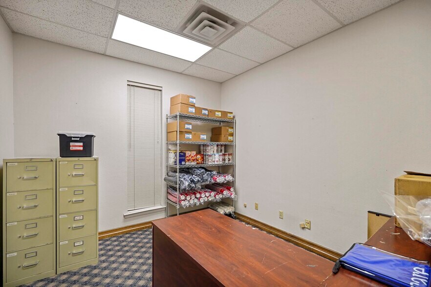 More Photos Of 2890 S Goliad St, Rockwall Industrial For Sale