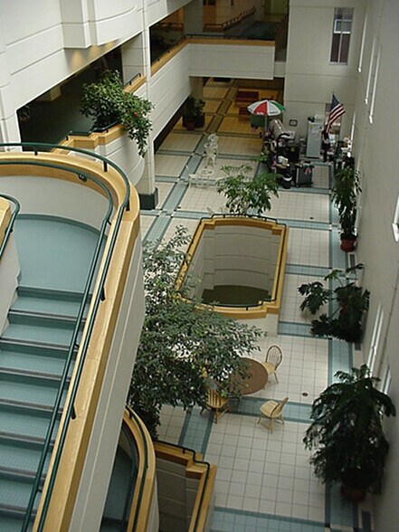 More Photos Of 1414 W Fair Ave, Marquette Medical For Lease