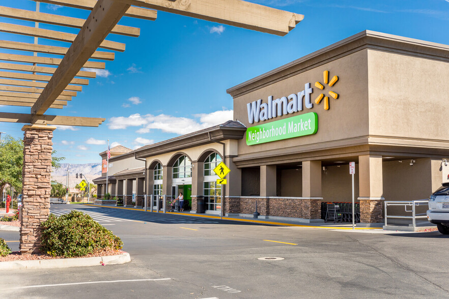 Primary Photo Of Jefferson Rd & Fred Waring, Indio General Retail For Lease