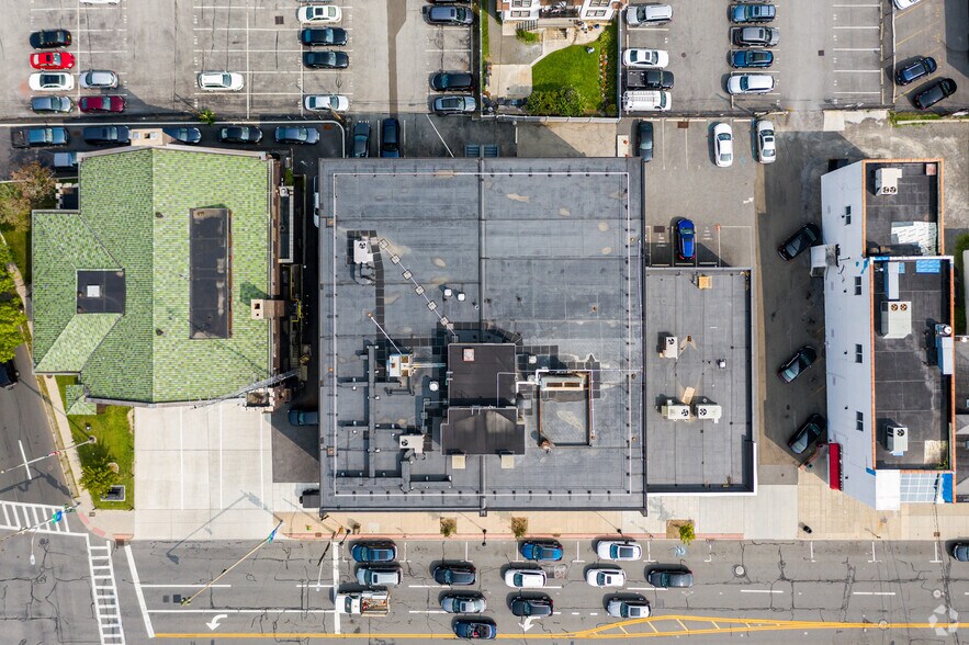 Primary Photo Of 235-237 Mamaroneck Ave, White Plains Office For Lease