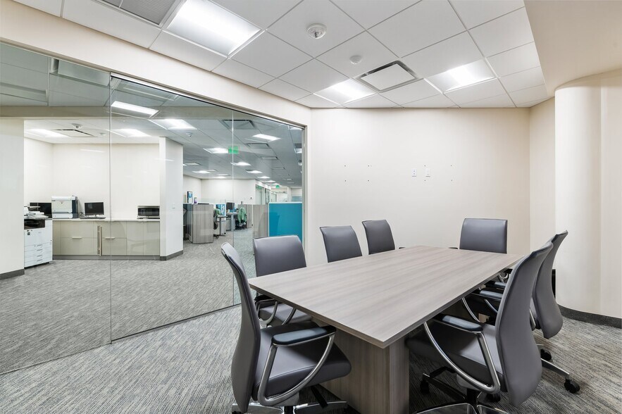 More Photos Of 3303 W Commercial Blvd, Fort Lauderdale Office For Sale