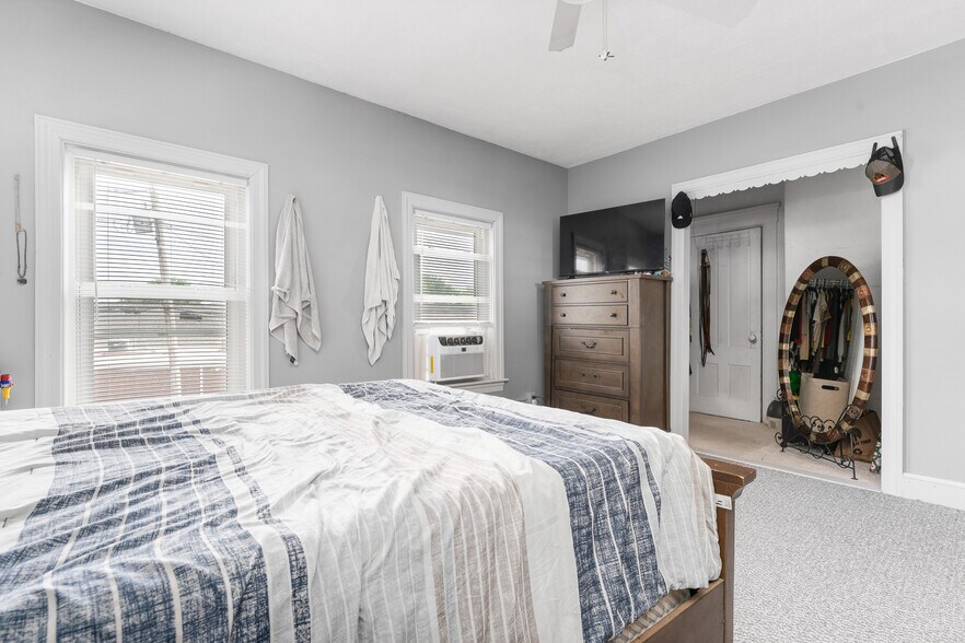 More Photos Of 27 Pike St, West Warwick Storefront Retail Residential For Sale