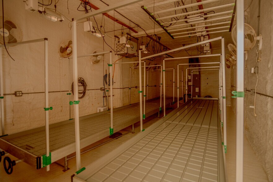 More Photos Of 103 N. Clarady, Wanette Industrial For Sale