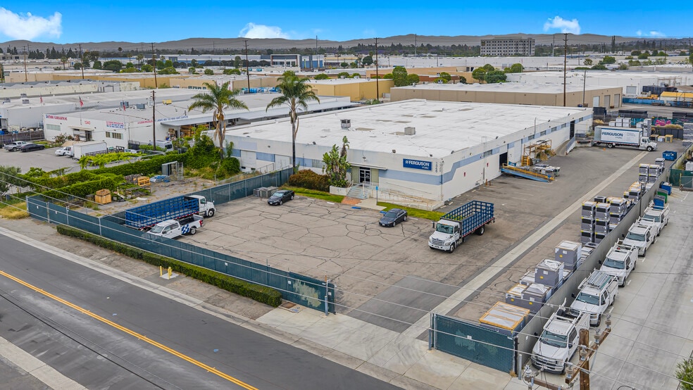 Primary Photo Of 1346 S Claudina St, Anaheim Manufacturing For Lease