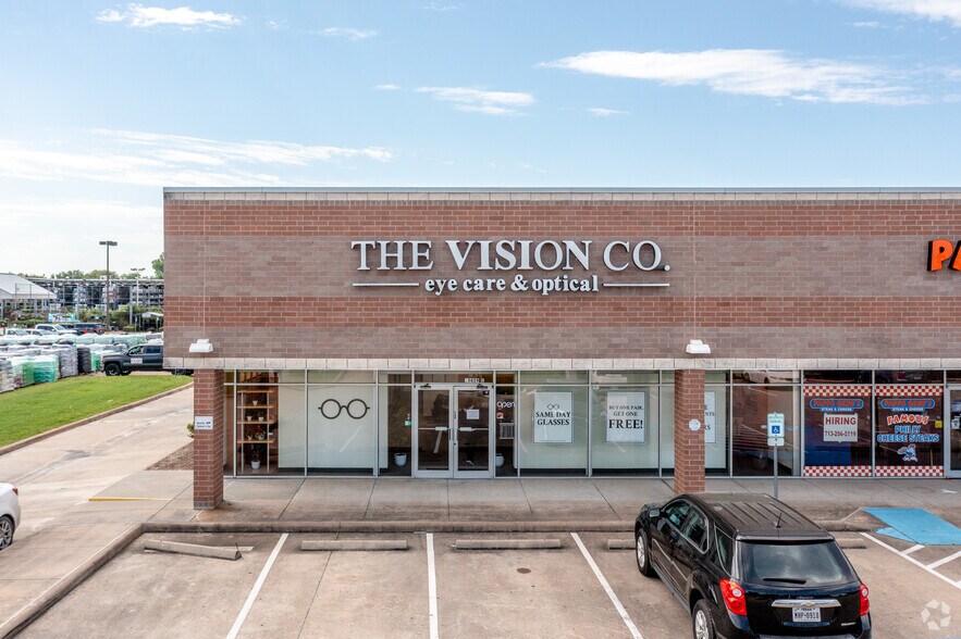 More Photos Of 19859 Katy Fwy, Houston Freestanding For Lease