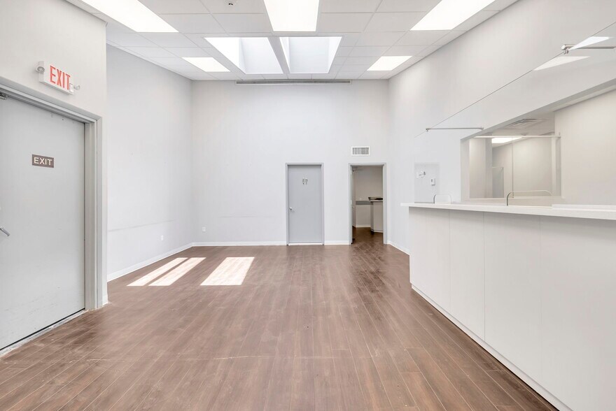 More Photos Of 99 Dutch Hill Rd, Orangeburg Medical For Sale