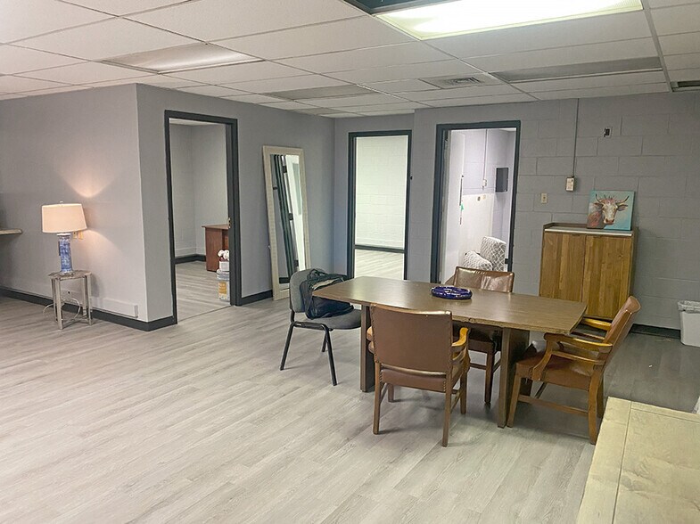 More Photos Of 2401 Mississippi Ave, Sauget Manufacturing For Lease