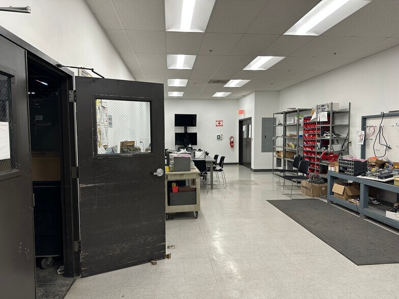 More Photos Of 16 Avis Dr, Latham Light Distribution For Sale