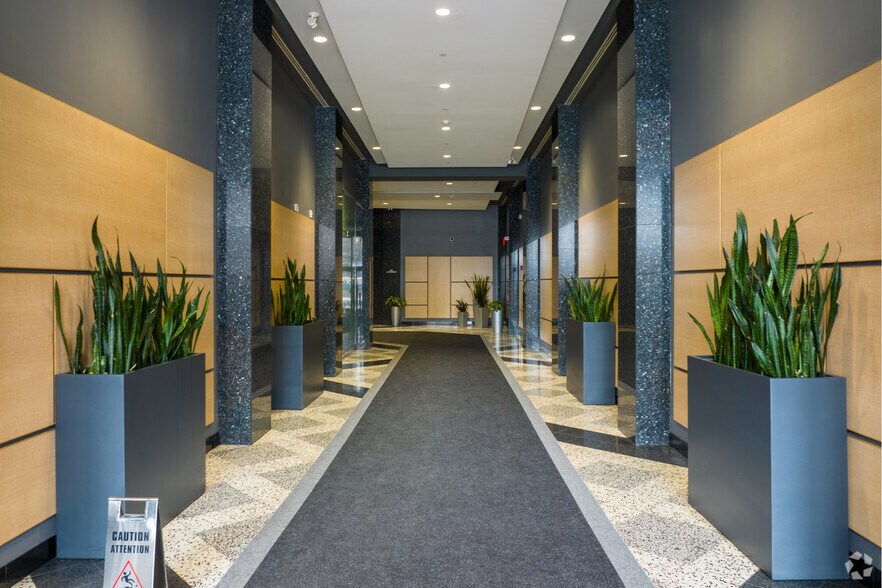 More Photos Of 1835 Yonge St, Toronto Office For Lease
