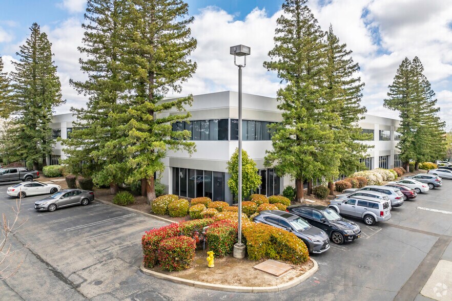 More Photos Of 1380 Lead Hill Blvd, Roseville Office For Lease
