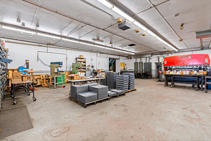 More Photos Of 205 Commercial St, Whitman Manufacturing For Sale