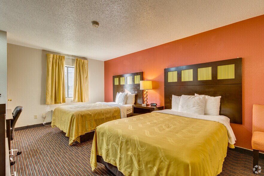 More Photos Of 4849 S Laura St, Wichita Hospitality For Sale