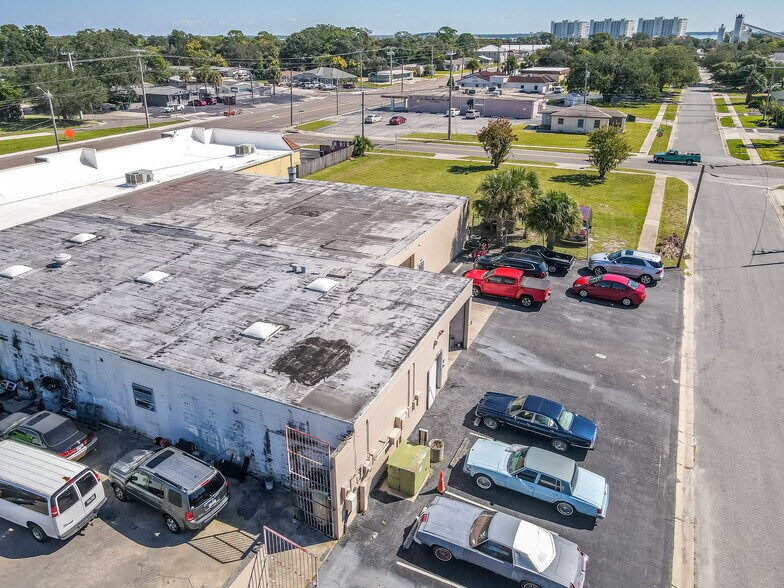 More Photos Of 1018 Orange St, Titusville Warehouse For Sale