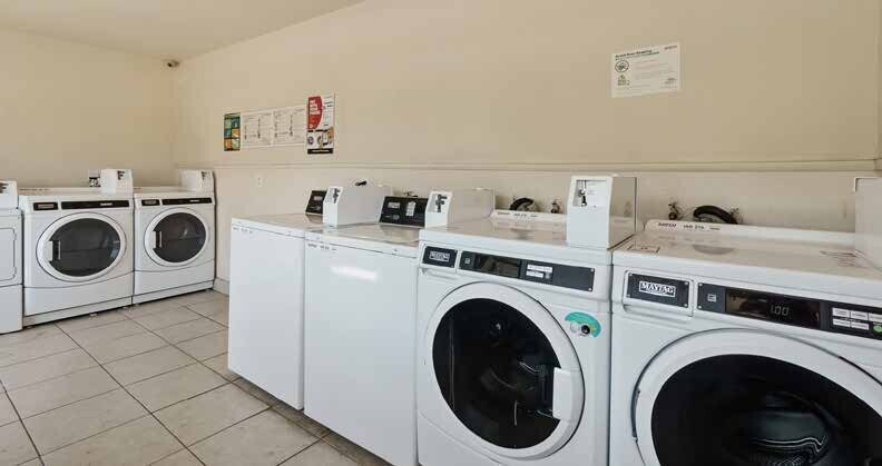 More Photos Of 3943 N H St, San Bernardino Apartments For Sale