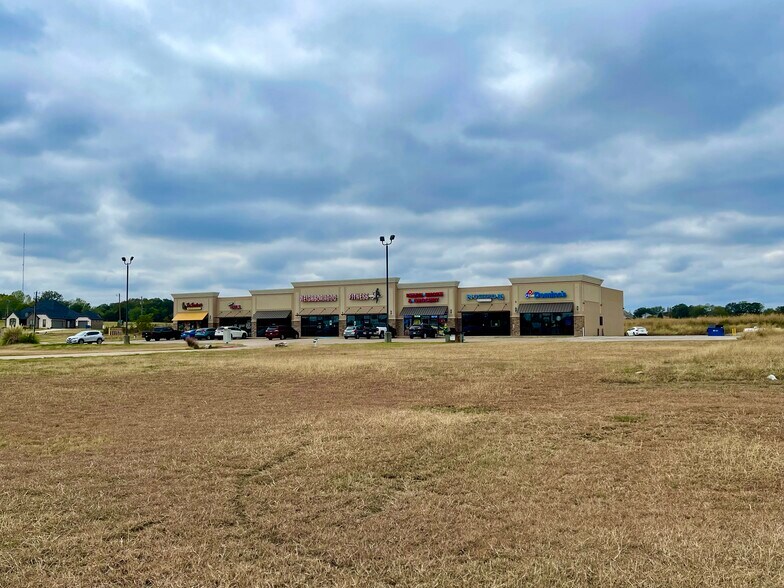 More Photos Of 2221 FM 2280, Keene Storefront For Lease