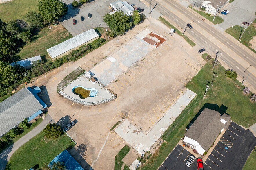 More Photos Of TBD S Main st, Grove Land For Sale