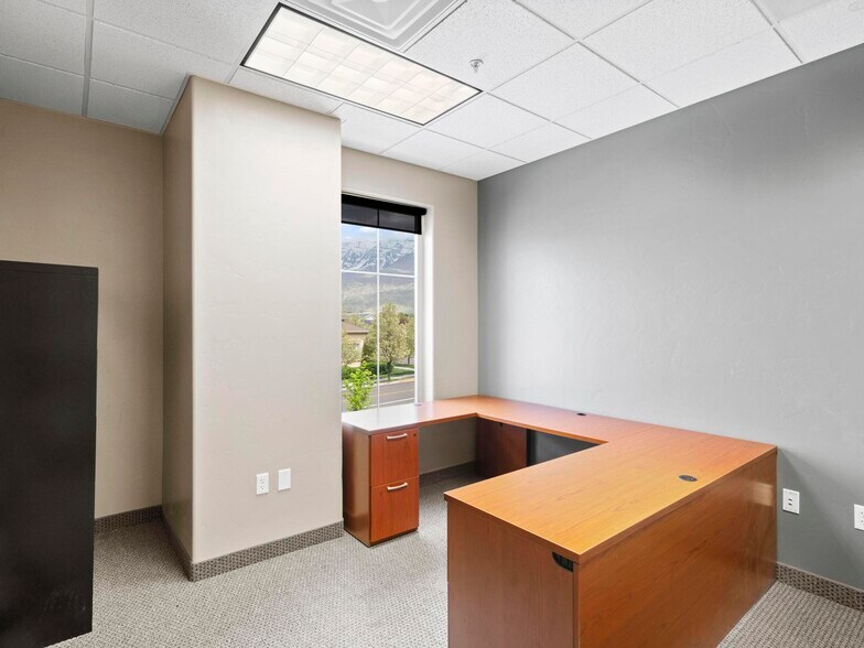 More Photos Of 811-867 N 900 W, Orem Office For Sale