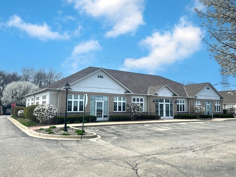More Photos Of 446 N II Route 31, Crystal Lake Office For Sale