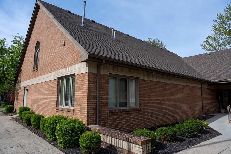 More Photos Of 190 S State St, Westerville Office For Lease