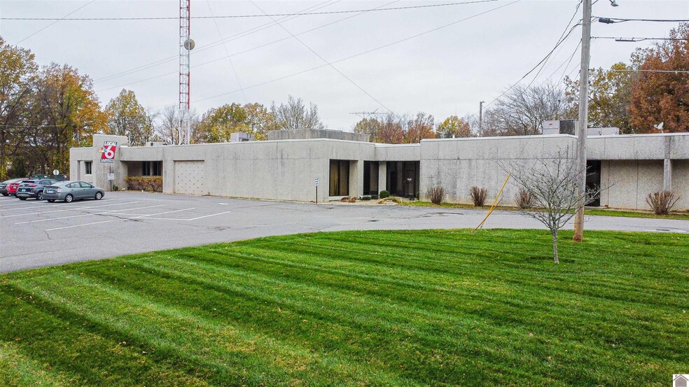 Primary Photo Of 100 Television Ln, Paducah Radio TVTransmission Facilities For Sale