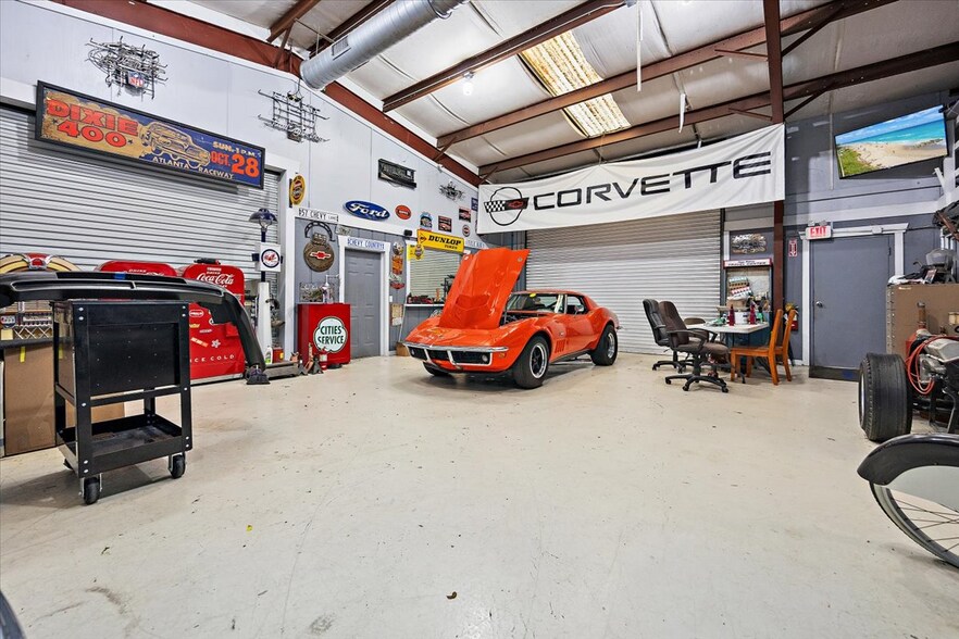 More Photos Of 474379 E 200 Sr, Fernandina Beach Auto Repair For Sale