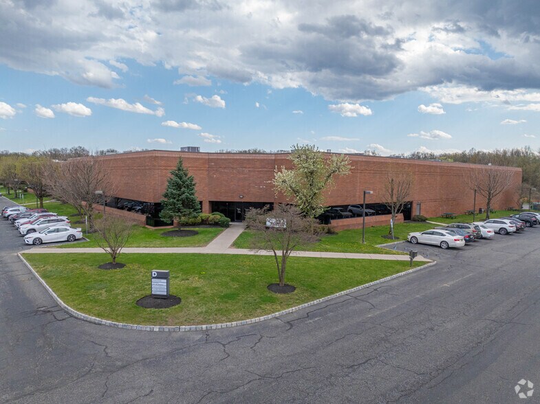 More Photos Of 19 Chapin Rd, Pine Brook Light Distribution For Lease