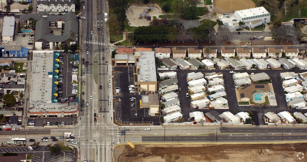 More Photos Of 1219 Lomita Blvd, Harbor City Freestanding For Lease