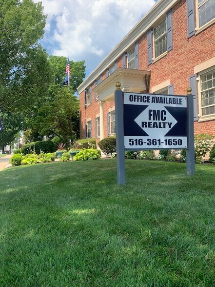 More Photos Of 1461 Franklin Ave, Garden City Office For Lease