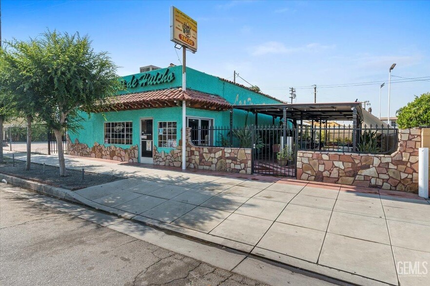 Primary Photo Of 123 E 18th St, Bakersfield Restaurant For Sale