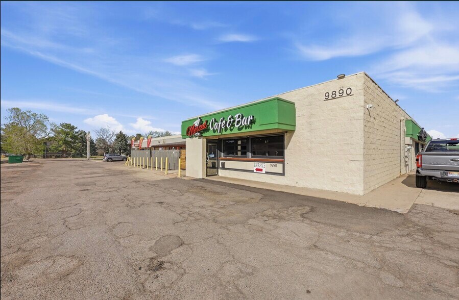 More Photos Of 9880 W Girton Ave, Lakewood Restaurant For Sale