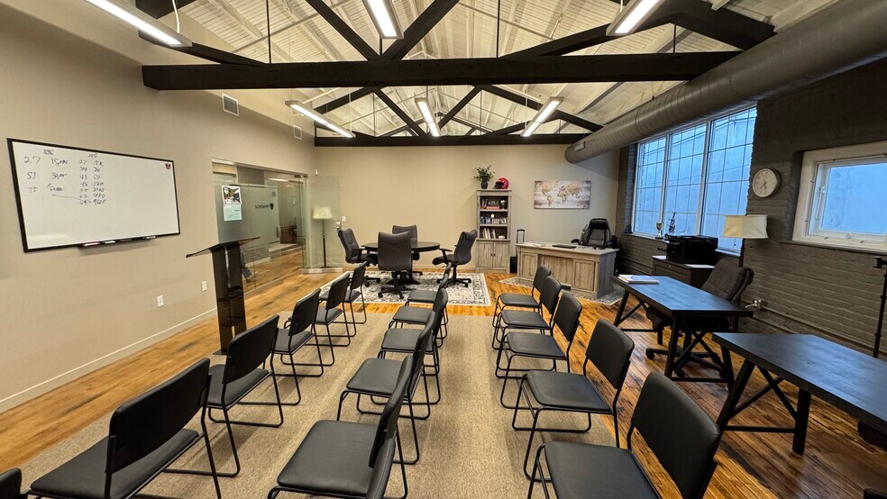 More Photos Of 312-314 W Broad St, Quakertown Office For Sale