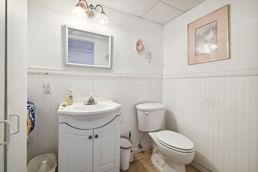 More Photos Of 5146 Marine Pky, New Port Richey Storefront Retail Office For Sale