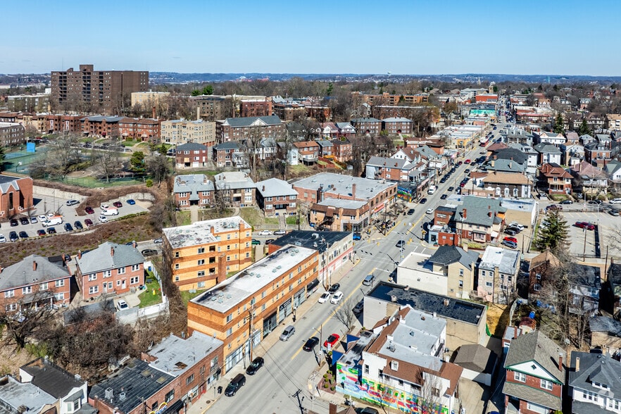 More Photos Of 2212 Murray Ave, Pittsburgh Apartments For Lease