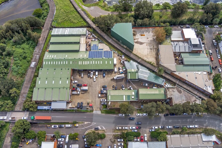 Primary Photo Of 2 Hale St, Botany Warehouse For Lease