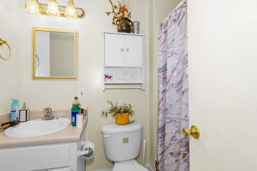 More Photos Of 4145 Columbia Rd, Martinez Medical For Sale